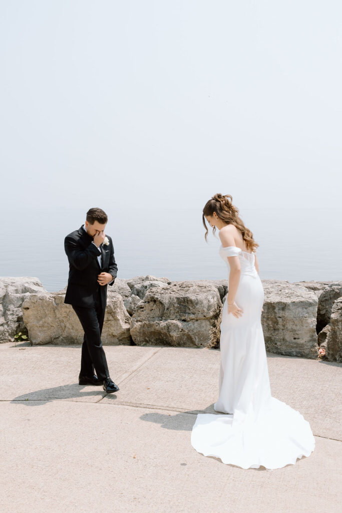 Documentary style wedding photographer capturing unplanned laughter, Fine art wedding portraits with a refined editorial edge